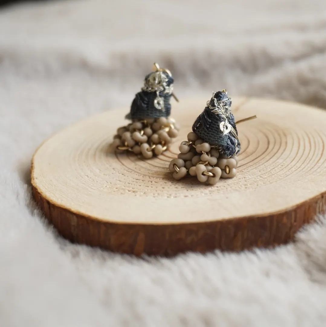 インド刺繍リボン （ネイビー） × つぶつぶビーズ カフェオレカラー — 13枚目